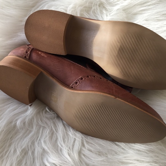 Alex+Alex Brown Tassel Oxford Loafers - Picture 5 of 6